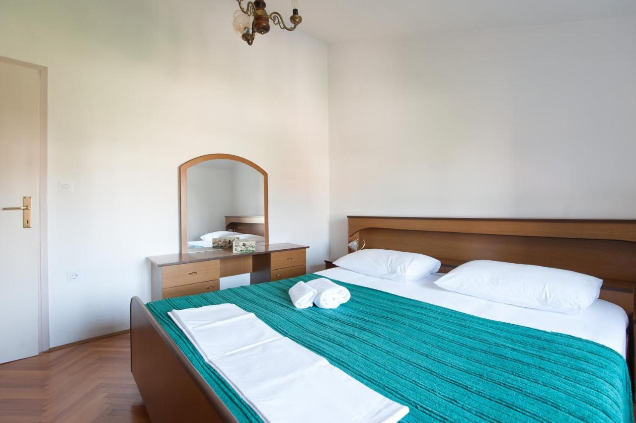 Apartments By The Sea Turanj, Biograd - 6445 Εξωτερικό φωτογραφία