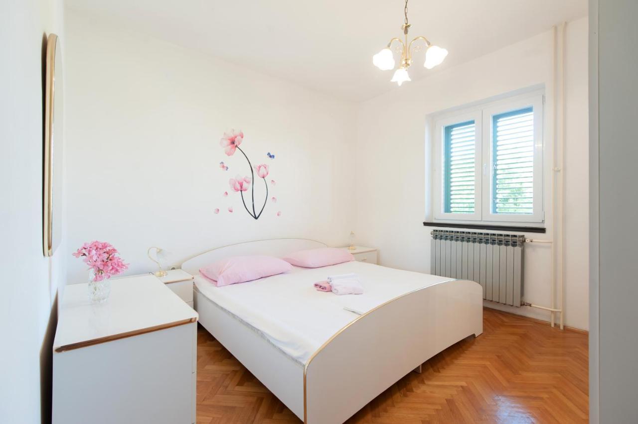 Apartments By The Sea Turanj, Biograd - 6445 Εξωτερικό φωτογραφία