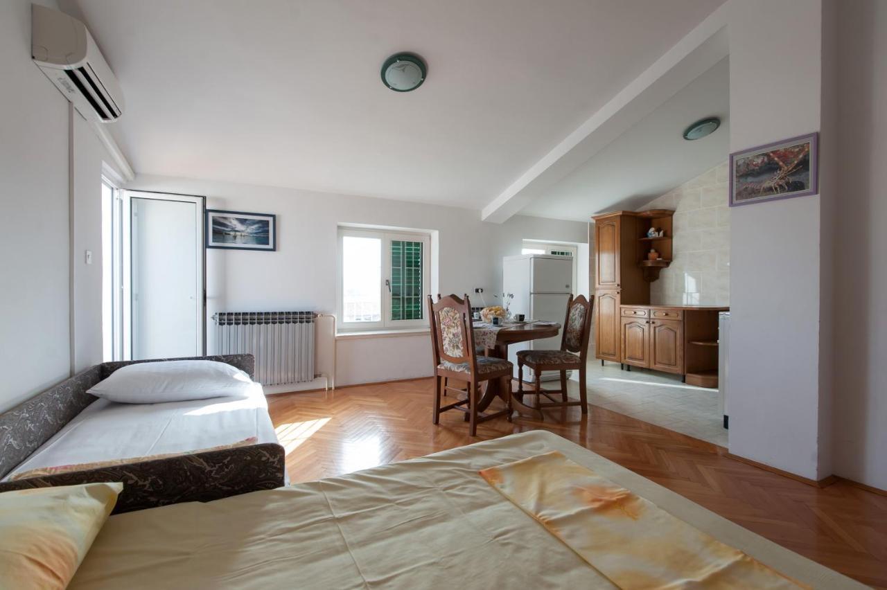 Apartments By The Sea Turanj, Biograd - 6445 Εξωτερικό φωτογραφία